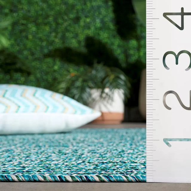 Safavieh Braided 300 5'-0" x 8'-0" Rug in Turquoise
