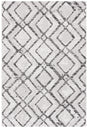 Safavieh Courtyard 4'-0" x 5'-7" Rug in Ivory / Black