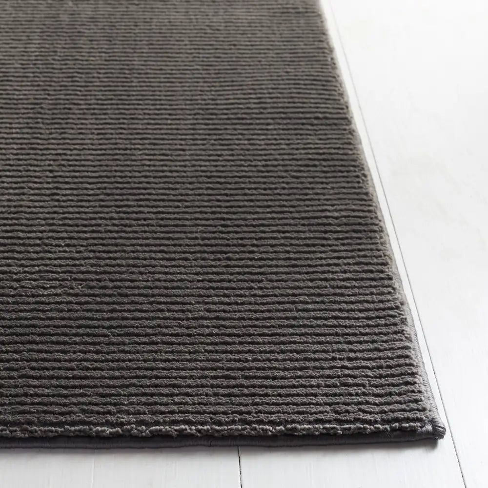 Safavieh Revive 5'-3" x 7'-7" Rug in Charcoal