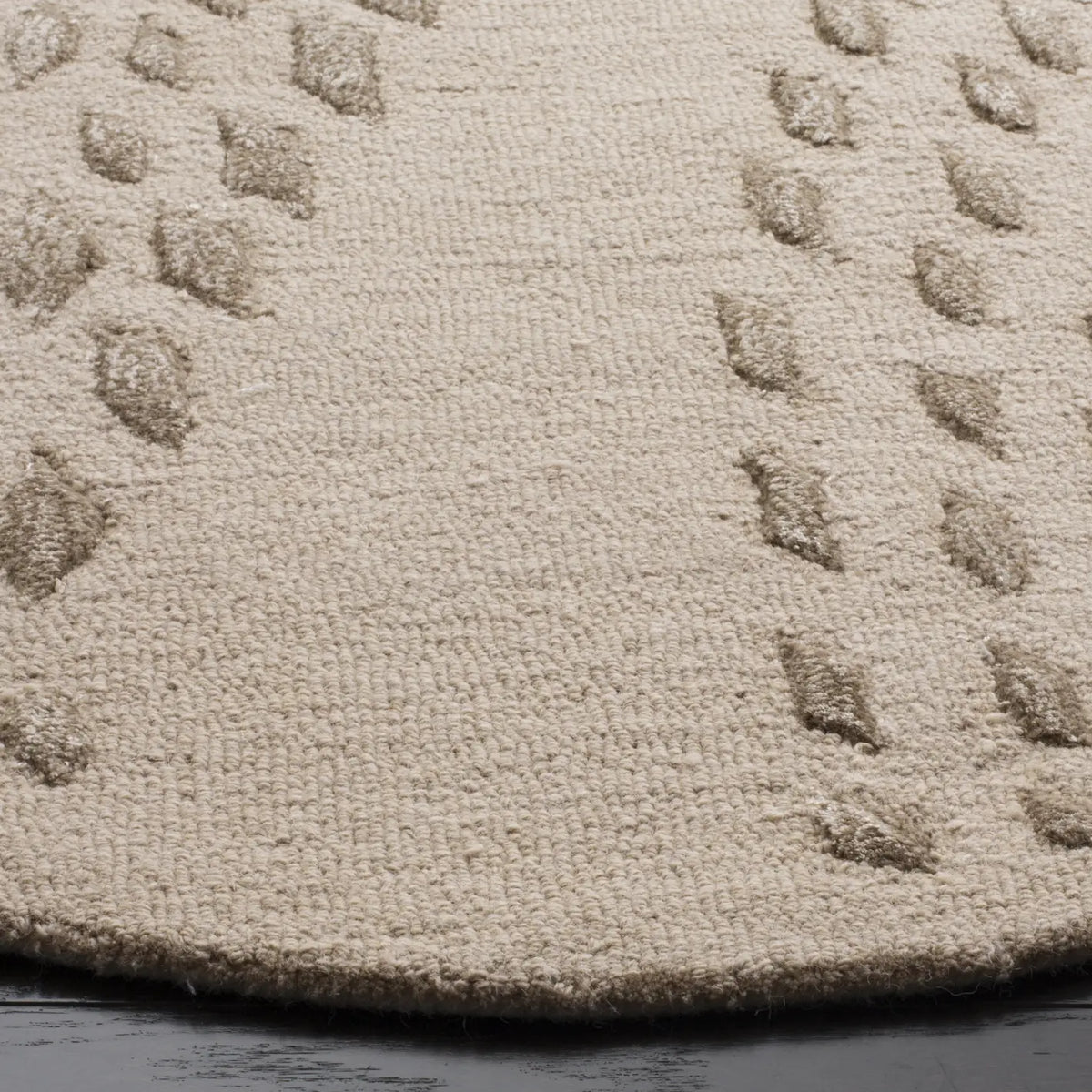 Safavieh Bella 5'-0" x 5'-0" Rug in Sand / Brown