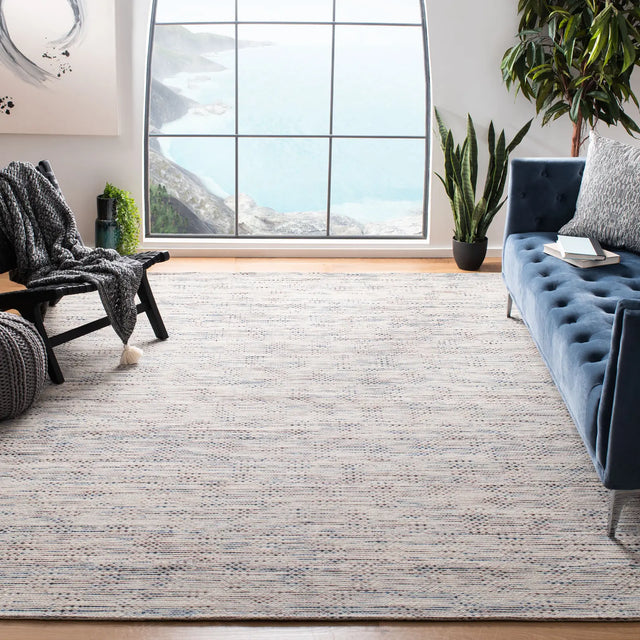 Safavieh Marbella 6'-0" x 9'-0" Rug in Blue / Beige