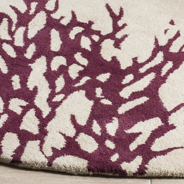 Safavieh Bella 5'-0" x 5'-0" Rug in Beige / Purple