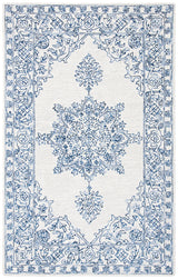 Safavieh Micro-Loop 4'-0" x 6'-0" Rug in Ivory / Blue