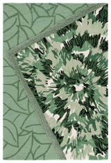 Safavieh Fifth Avenue 4'-0" x 6'-0" Rug in Green / Ivory