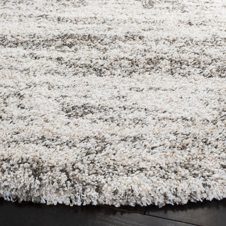 Safavieh Hudson Shag 5'-3" x 5'-3" Rug in Ivory / Grey