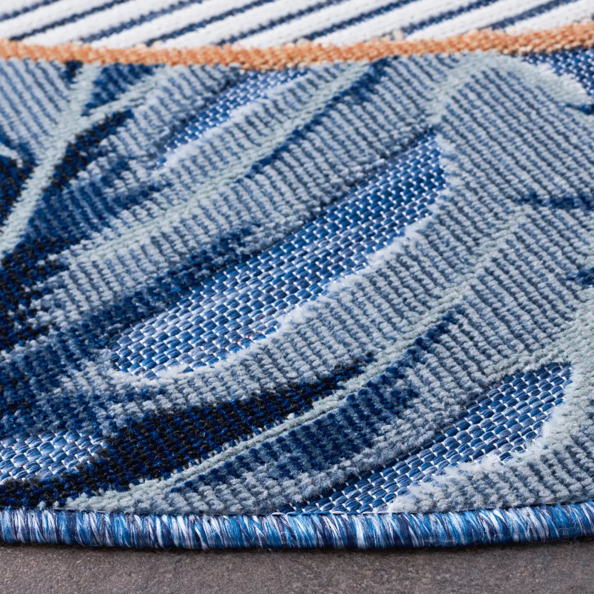 Safavieh Cabana 6'-5" x 6'-5" Rug in Ivory / Navy