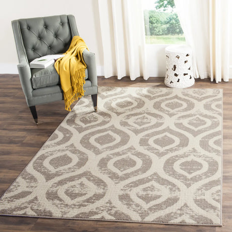 Safavieh Amsterdam 5'-1" x 7'-6" Rug in Ivory / Mauve
