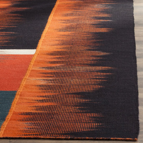 Safavieh Kilim 4'-0" x 6'-0" Rug in Multi