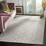 Safavieh Impressions 4'-0" x 6'-0" Rug in Silver