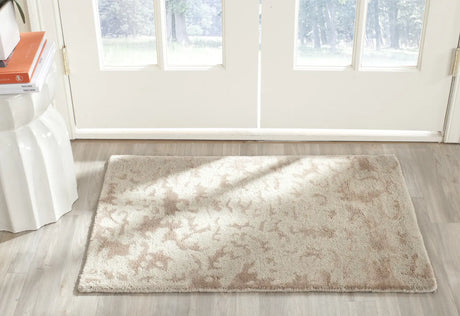 Safavieh Soho 2'-0" x 3'-0" Rug in Ivory