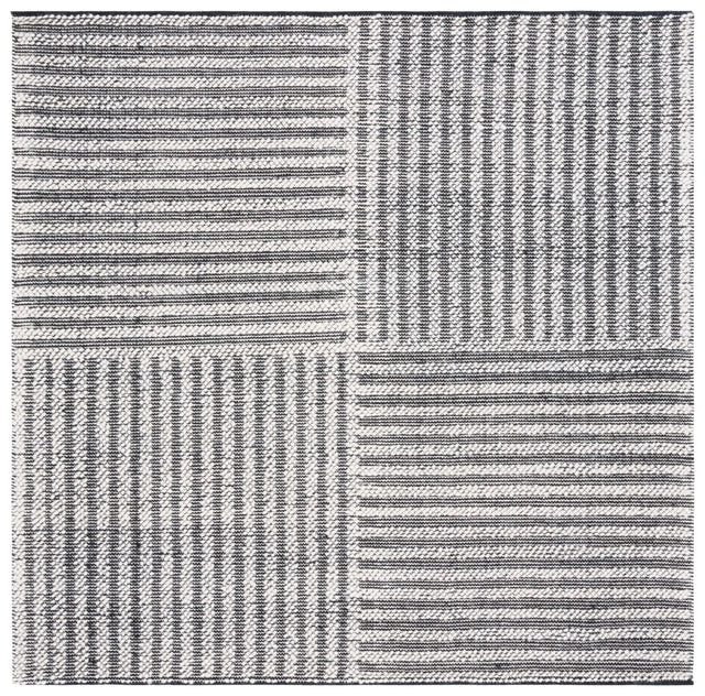 Safavieh Natura 6'-0" x 6'-0" Rug in Ivory / Black