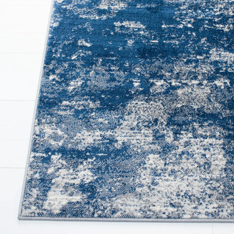 Safavieh Brentwood 4'-0" x 6'-0" Rug in Grey / Navy