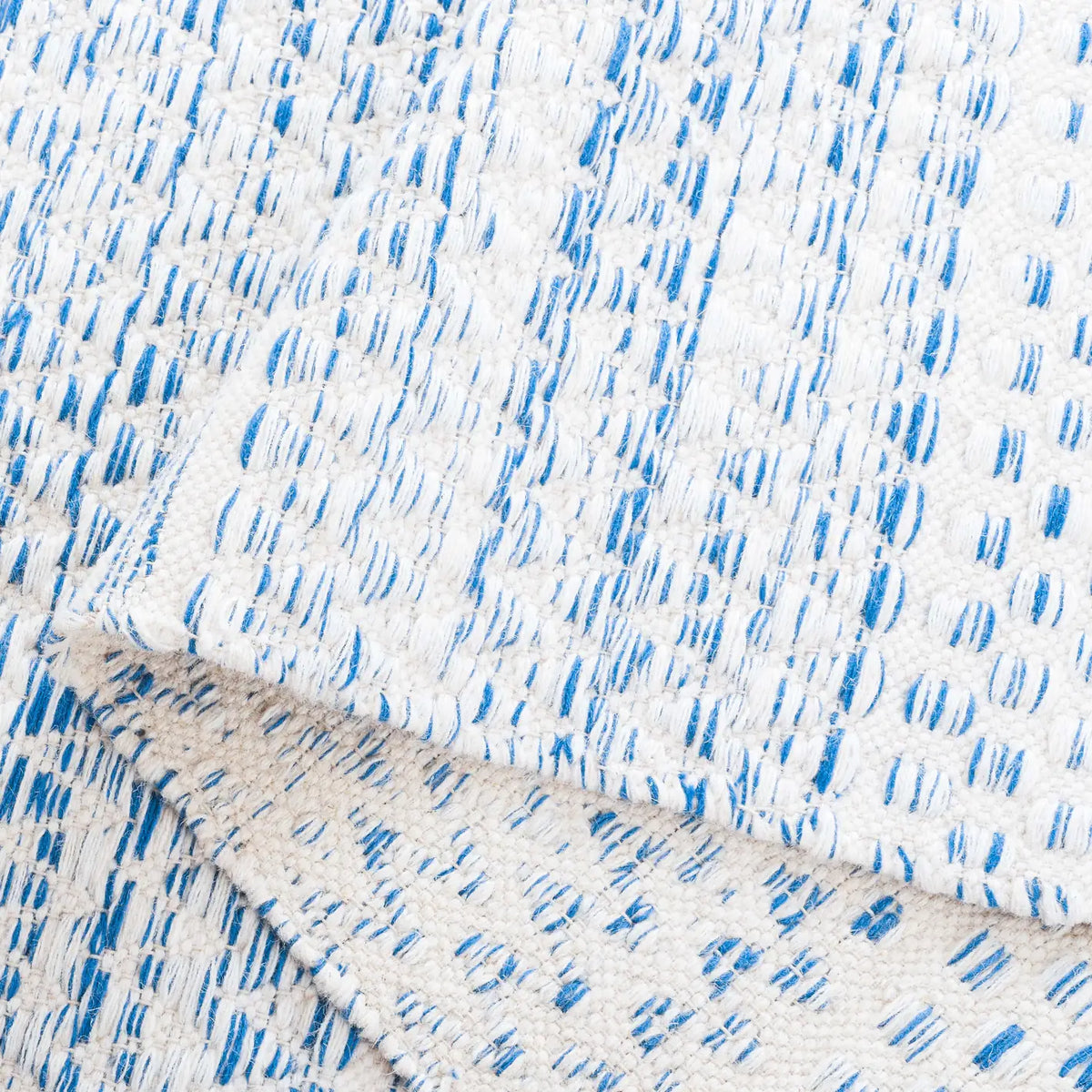 Safavieh Kilim 4'-0" x 6'-0" Rug in Ivory / Blue