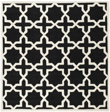 Safavieh Chatham 7'-0" x 7'-0" Rug in Black / Ivory