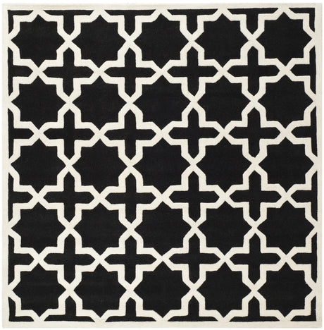 Safavieh Chatham 7'-0" x 7'-0" Rug in Black / Ivory