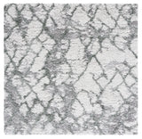 Safavieh Horizon Shag 800 6'-7" x 6'-7" Rug in Ivory / Green