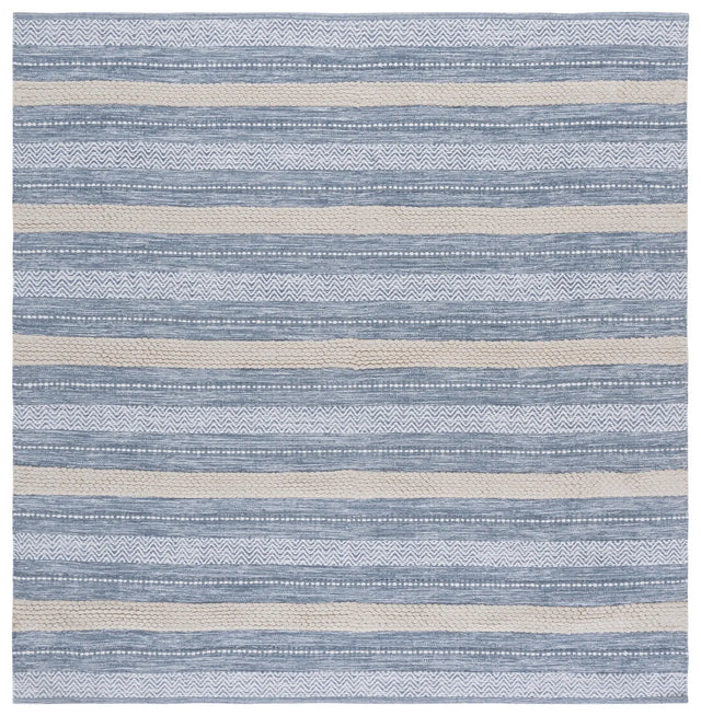 Safavieh Montauk 6'-0" x 6'-0" Rug in Silver / Ivory