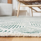 Safavieh Abstract 4'-0" x 6'-0" Rug in Dark Green / Ivory
