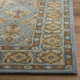 Safavieh Heritage 4'-0" x 6'-0" Rug in Cream / Blue