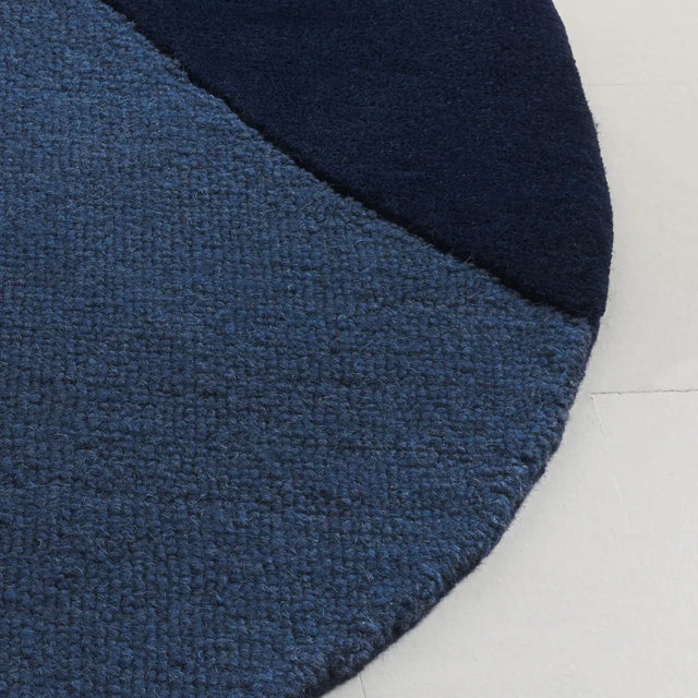 Safavieh Novelty 5'-0" x 8'-0" Rug in Blue