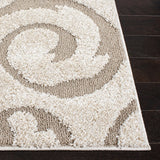 Safavieh Florida Shag 5'-3" x 7'-6" Rug in Ivory / Beige