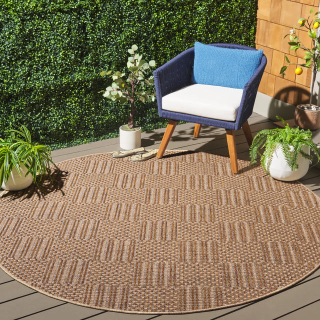 Safavieh Sisal All-Weather 6'-7" x 6'-7" Rug in Natural / Grey
