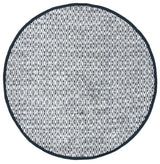 Safavieh Montauk 6'-0" x 6'-0" Rug in Ivory / Black