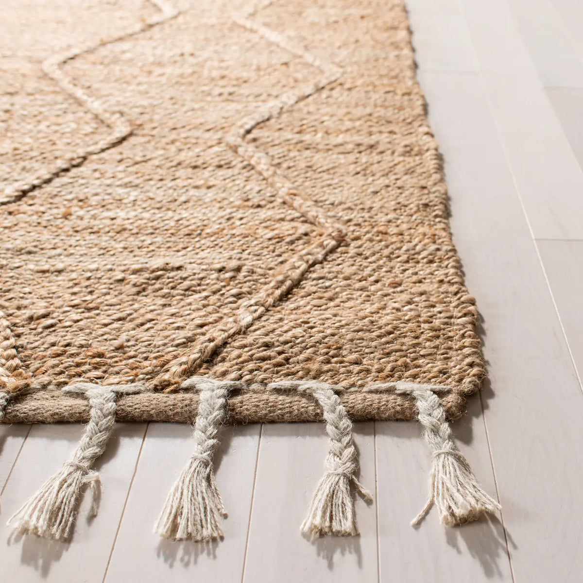 Safavieh Natural Fiber 4'-0" x 6'-0" Rug in Natural