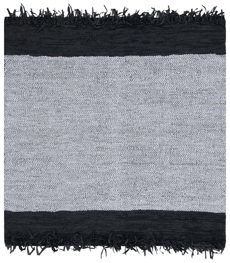 Safavieh Vintage Leather 6'-0" x 6'-0" Rug in Ivory / Black