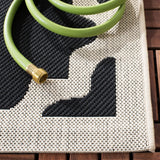 Safavieh Courtyard 4'-0" x 5'-7" Rug in Black / Beige