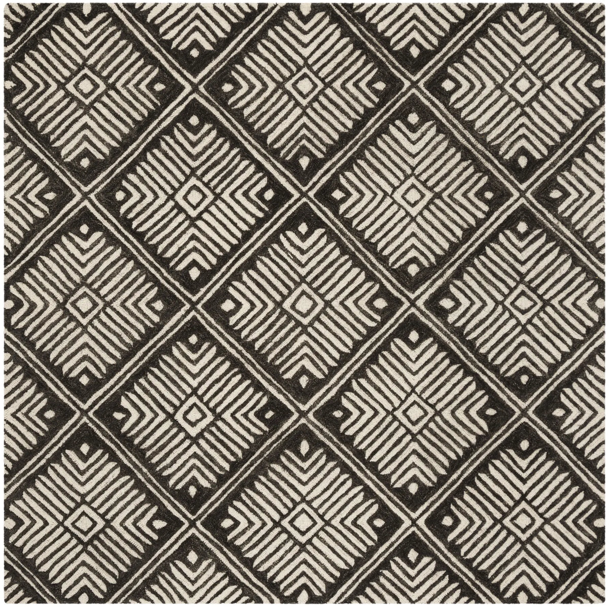 Safavieh Cambridge 6'-0" x 6'-0" Rug in Ivory / Charcoal