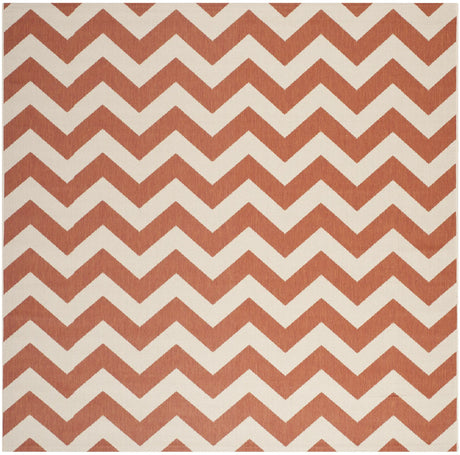 Safavieh Courtyard 7'-10" x 7'-10" Rug in Terracotta / Beige