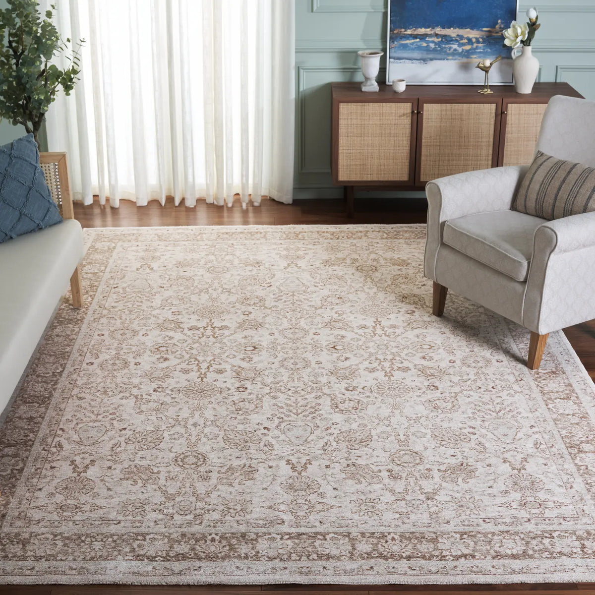Safavieh Crescent 10'-0" x 13'-0" Rug in Ivory / Beige