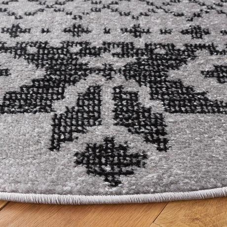 Safavieh Adirondack 6'-0" x 6'-0" Rug in Silver / Black