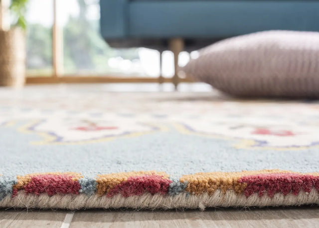 Safavieh Bella 5'-0" x 8'-0" Rug in Ivory / Teal