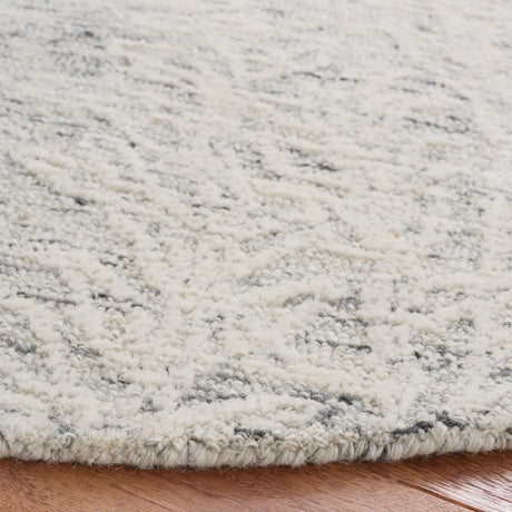 Safavieh Metro 6'-0" x 6'-0" Rug in Grey / Ivory
