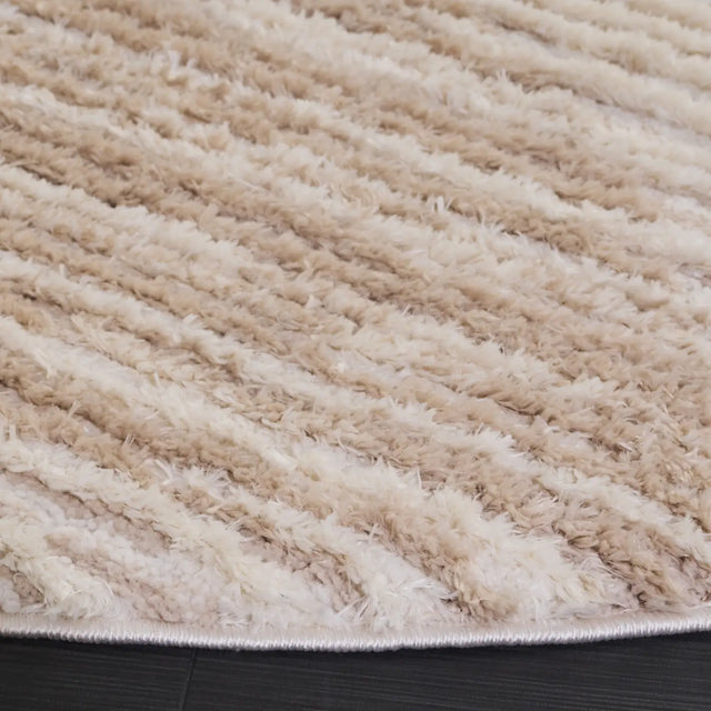Safavieh Seattle Shag 900 6'-7" x 6'-7" Rug in Ivory / Beige