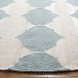 Safavieh Dhurries 7'-0" x 7'-0" Rug in Blue / Ivory