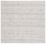 Safavieh Hanna 6'-7" x 6'-7" Rug in Ivory / Light Grey