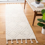 Safavieh Casablanca 2'-3" x 8'-0" Rug in Ivory / Grey