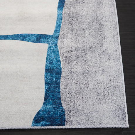 Safavieh Tacoma 4'-0" x 6'-0" Rug in Grey / Light Grey