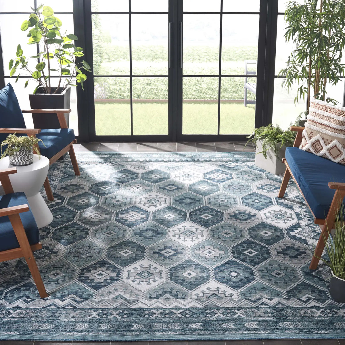 Safavieh Sunrise 8'-0" x 10'-0" Rug in Grey / Blue Ivory