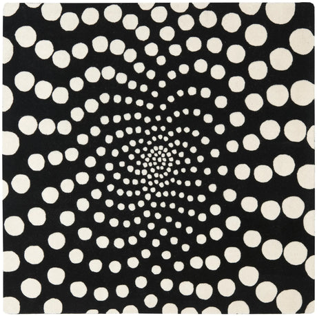 Safavieh Soho 6'-0" x 6'-0" Rug in Black / Ivory