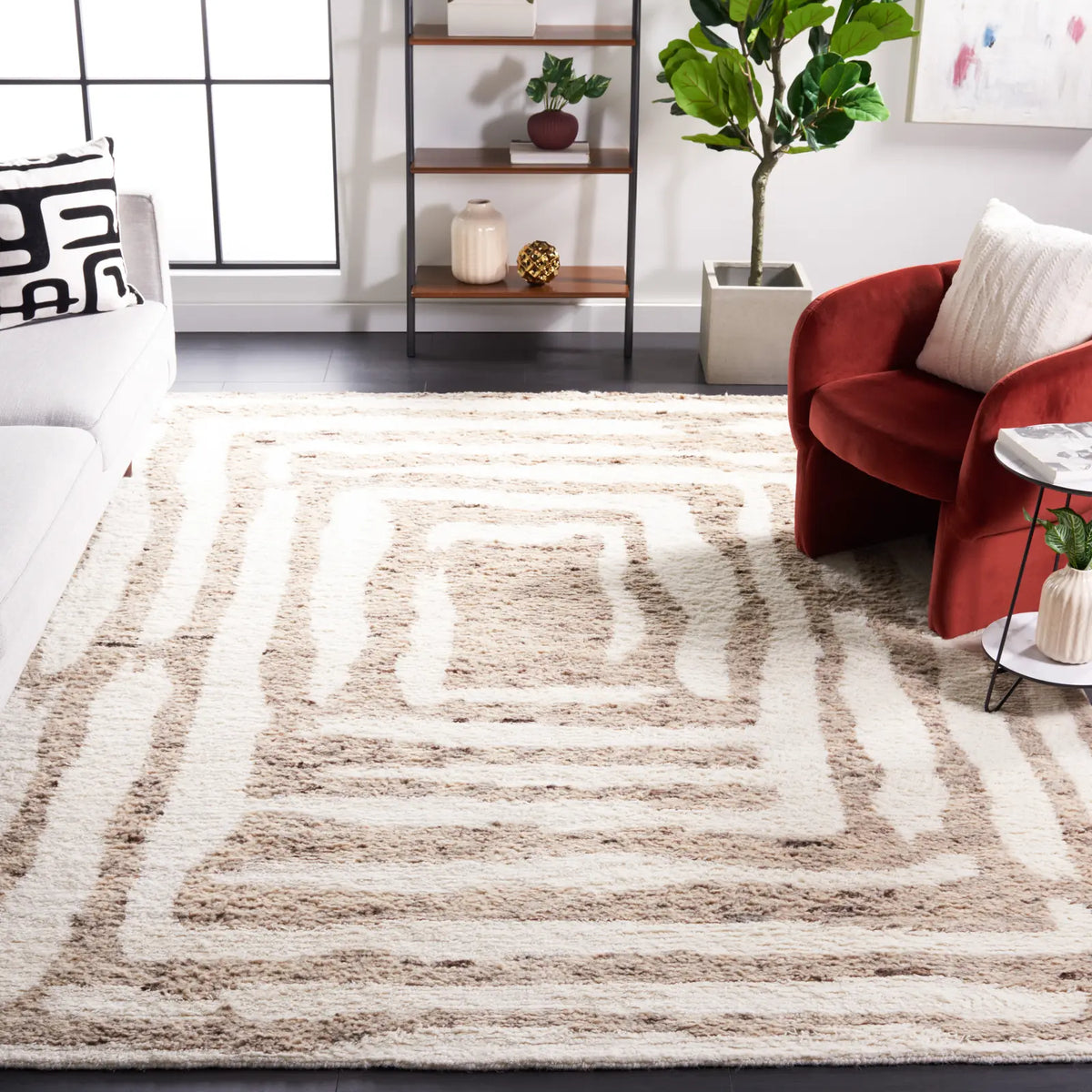 Safavieh Casablanca 8'-0" x 10'-0" Rug in Ivory / Light Brown