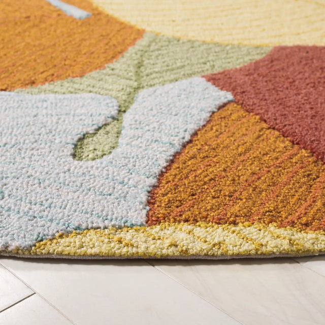 Safavieh Easy Care 6'-0" x 6'-0" Rug in Rust / Green