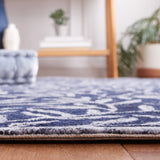 Safavieh Jardin 4'-0" x 6'-0" Rug in Navy / Ivory