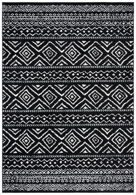 Safavieh Tulum 4'-0" x 6'-0" Rug in Black / Ivory