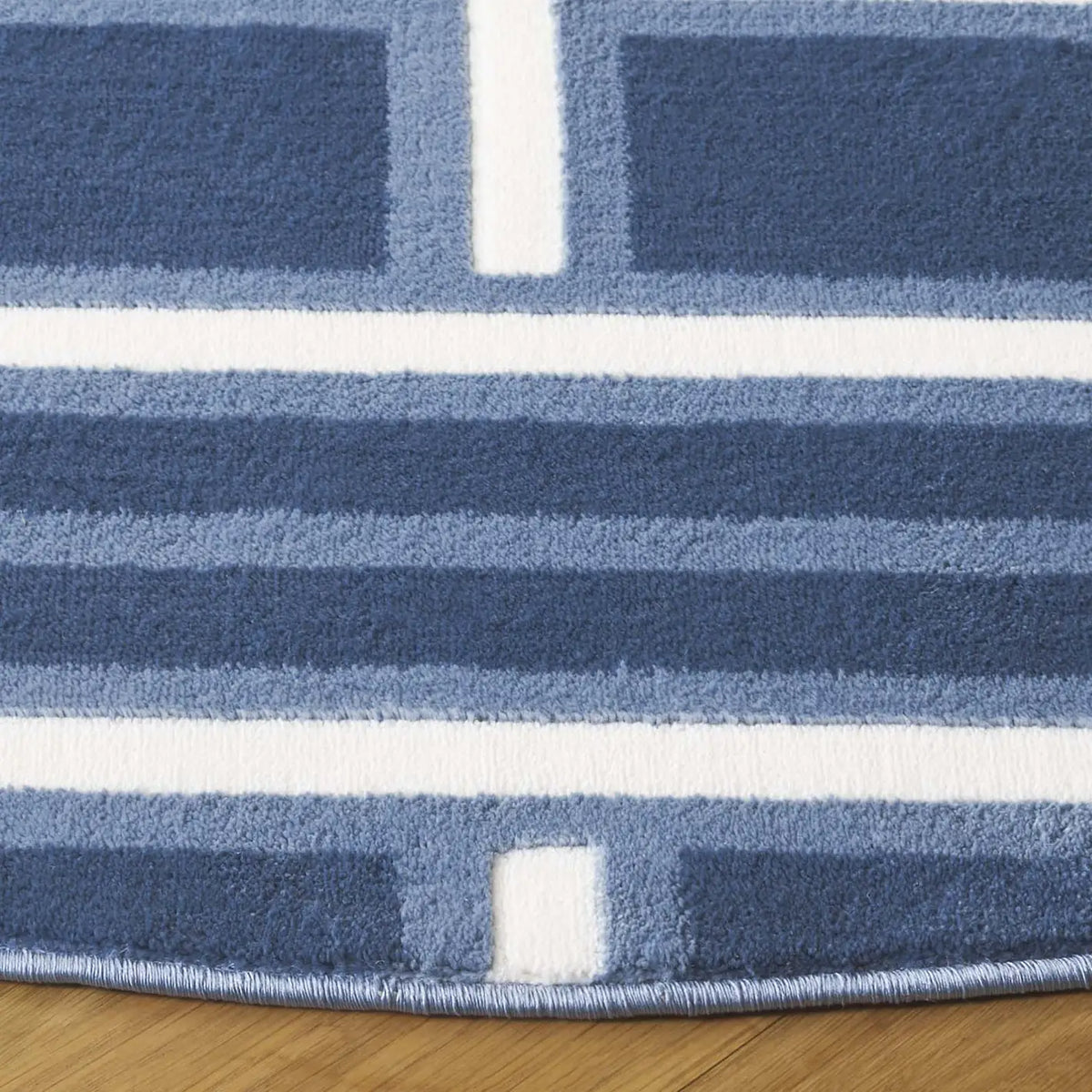 Safavieh Groove 6'-7" x 6'-7" Rug in Blue / Ivory