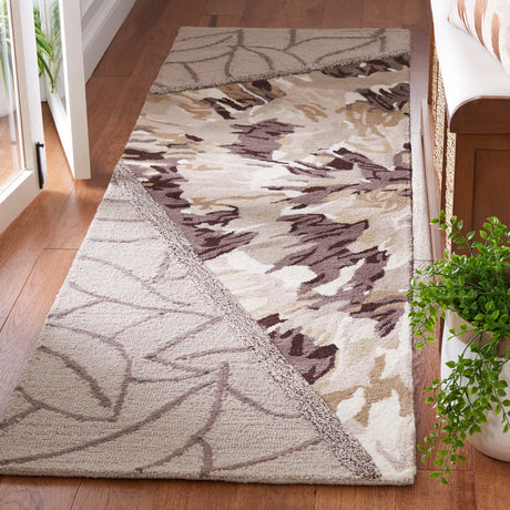 Safavieh Fifth Avenue 2'-3" x 8'-0" Rug in Beige / Brown