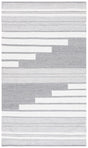 Safavieh Kilim 4'-0" x 6'-0" Rug in Ivory / Grey